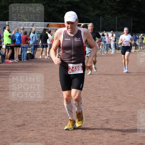 27.09.2026 - 35. Volkslauf durch das schöne Alstertal Strokosch-Dieckow http://msf.ph/oto/10574031 27.09.2026 12:26:40 Ziel 2061, 2284, 2489 meine-sportfotos.de