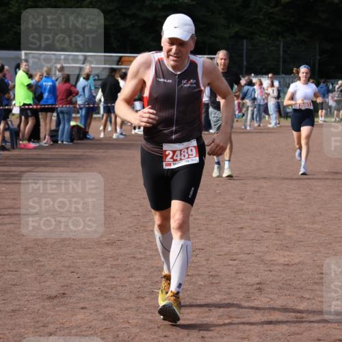 27.09.2026 - 35. Volkslauf durch das schöne Alstertal Strokosch-Dieckow http://msf.ph/oto/10574040 27.09.2026 12:26:40 Ziel 2061, 2284, 2489 meine-sportfotos.de