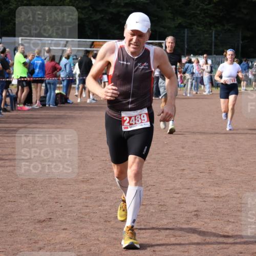 27.09.2026 - 35. Volkslauf durch das schöne Alstertal Strokosch-Dieckow http://msf.ph/oto/10574044 27.09.2026 12:26:40 Ziel 2061, 2284, 2489 meine-sportfotos.de