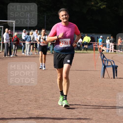 27.09.2026 - 35. Volkslauf durch das schöne Alstertal Strokosch-Dieckow http://msf.ph/oto/10574128 27.09.2026 12:27:17 Ziel 2259, 2978 meine-sportfotos.de