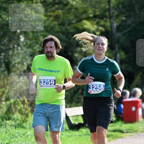 27.09.2026 - 35. Volkslauf durch das schöne Alstertal Dr. Thomas Lammeyer http://msf.ph/oto/10574215 27.09.2026 11:31:48 Laufen 3259, 3258 meine-sportfotos.de