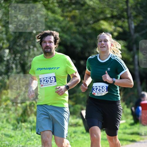 27.09.2026 - 35. Volkslauf durch das schöne Alstertal Dr. Thomas Lammeyer http://msf.ph/oto/10574217 27.09.2026 11:31:49 Laufen 3259, 3258 meine-sportfotos.de