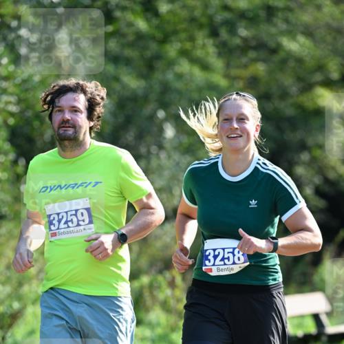 27.09.2026 - 35. Volkslauf durch das schöne Alstertal Dr. Thomas Lammeyer http://msf.ph/oto/10574222 27.09.2026 11:31:49 Laufen 3259, 3258 meine-sportfotos.de