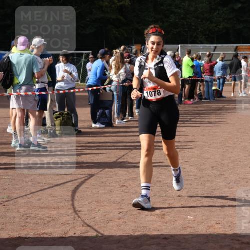 27.09.2026 - 35. Volkslauf durch das schöne Alstertal Strokosch-Dieckow http://msf.ph/oto/10574224 27.09.2026 12:27:25 Ziel 1078 meine-sportfotos.de