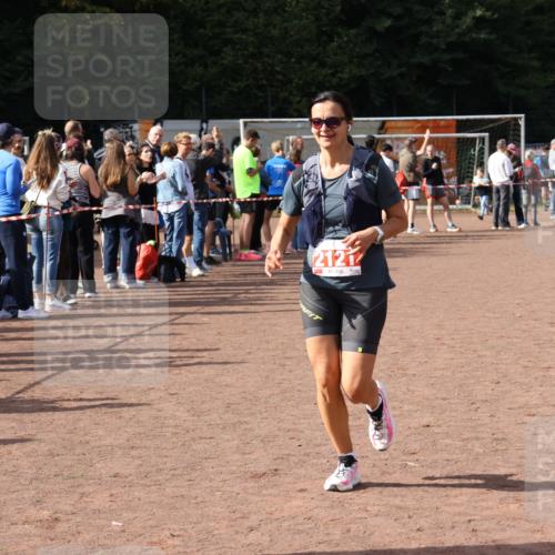 27.09.2026 - 35. Volkslauf durch das schöne Alstertal Strokosch-Dieckow http://msf.ph/oto/10574299 27.09.2026 12:27:42 Ziel 2121 meine-sportfotos.de