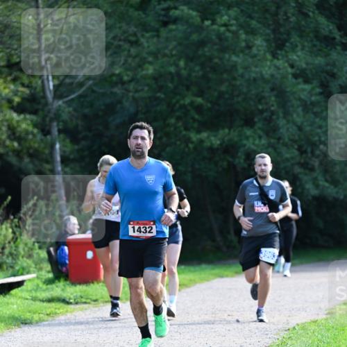 27.09.2026 - 35. Volkslauf durch das schöne Alstertal Dr. Thomas Lammeyer http://msf.ph/oto/10574338 27.09.2026 11:32:18 Laufen 1432, 3963 meine-sportfotos.de