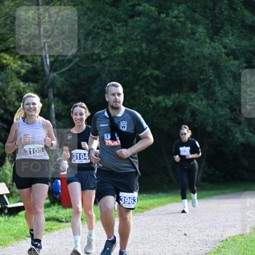 27.09.2026 - 35. Volkslauf durch das schöne Alstertal Dr. Thomas Lammeyer http://msf.ph/oto/10574354 27.09.2026 11:32:21 Laufen 3105, 3104, 3963 meine-sportfotos.de