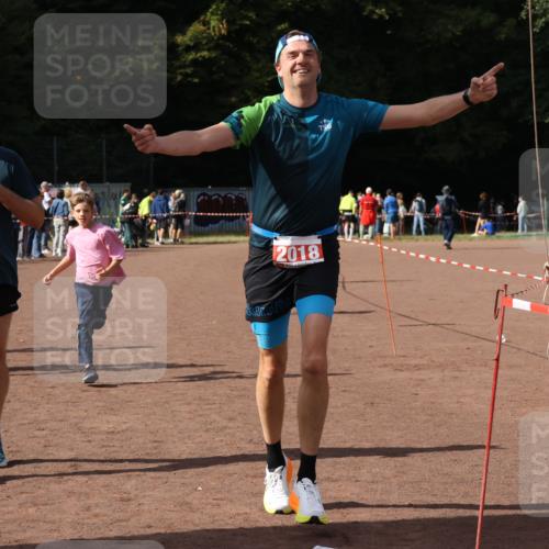27.09.2026 - 35. Volkslauf durch das schöne Alstertal Strokosch-Dieckow http://msf.ph/oto/10574424 27.09.2026 12:28:15 Ziel 2018, 2062, 2063, 2258, 2302 meine-sportfotos.de