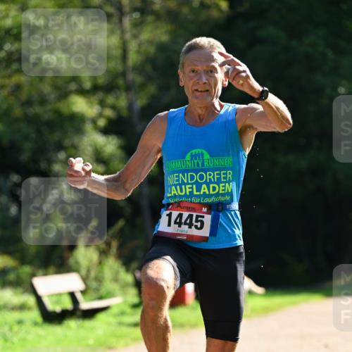 27.09.2026 - 35. Volkslauf durch das schöne Alstertal Dr. Thomas Lammeyer http://msf.ph/oto/10574598 27.09.2026 11:33:10 Laufen 1445 meine-sportfotos.de
