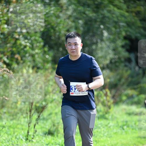 27.09.2026 - 35. Volkslauf durch das schöne Alstertal Dr. Thomas Lammeyer http://msf.ph/oto/10574720 27.09.2026 11:34:20 Laufen 132 meine-sportfotos.de