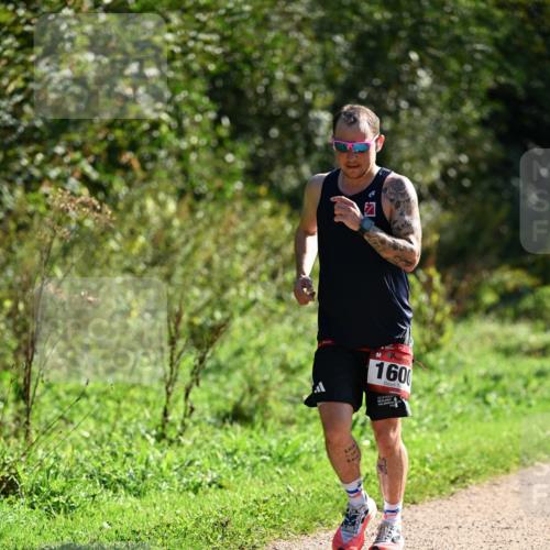 27.09.2026 - 35. Volkslauf durch das schöne Alstertal Dr. Thomas Lammeyer http://msf.ph/oto/10574895 27.09.2026 11:35:25 Laufen 1600 meine-sportfotos.de