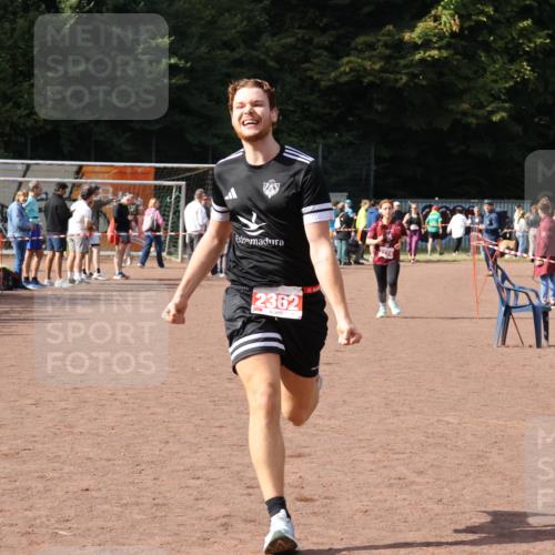 27.09.2026 - 35. Volkslauf durch das schöne Alstertal Strokosch-Dieckow http://msf.ph/oto/10574898 27.09.2026 12:29:16 Ziel 2274, 2362 meine-sportfotos.de