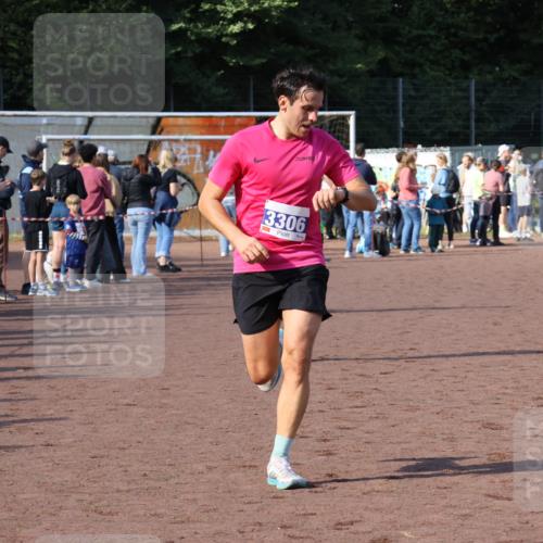27.09.2026 - 35. Volkslauf durch das schöne Alstertal Strokosch-Dieckow http://msf.ph/oto/10574900 27.09.2026 11:20:20 Ziel 3166, 3306, 3380 meine-sportfotos.de