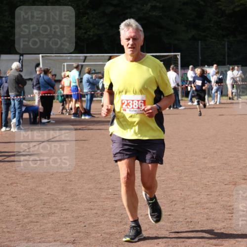 27.09.2026 - 35. Volkslauf durch das schöne Alstertal Strokosch-Dieckow http://msf.ph/oto/10574990 27.09.2026 12:34:02 Ziel 2236, 2386 meine-sportfotos.de