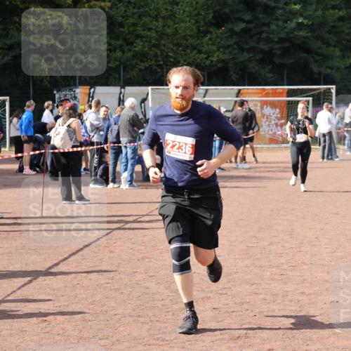 27.09.2026 - 35. Volkslauf durch das schöne Alstertal Strokosch-Dieckow http://msf.ph/oto/10575011 27.09.2026 12:34:10 Ziel 2236, 2329 meine-sportfotos.de