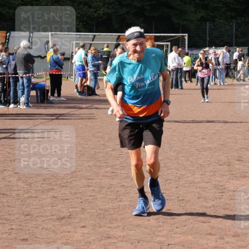 27.09.2026 - 35. Volkslauf durch das schöne Alstertal Strokosch-Dieckow http://msf.ph/oto/10575152 27.09.2026 12:34:42 Ziel 2029, 2252, 2263, 2389 meine-sportfotos.de