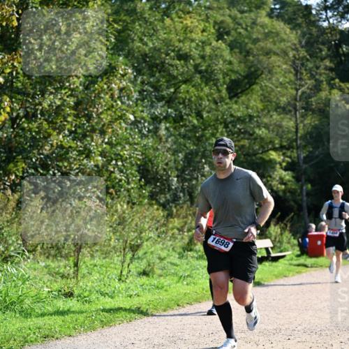 27.09.2026 - 35. Volkslauf durch das schöne Alstertal Dr. Thomas Lammeyer http://msf.ph/oto/10575182 27.09.2026 11:36:25 Laufen 1698 meine-sportfotos.de