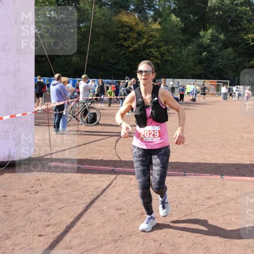 27.09.2026 - 35. Volkslauf durch das schöne Alstertal Strokosch-Dieckow http://msf.ph/oto/10575245 27.09.2026 12:34:51 Ziel 2029, 2030, 2252, 2263 meine-sportfotos.de