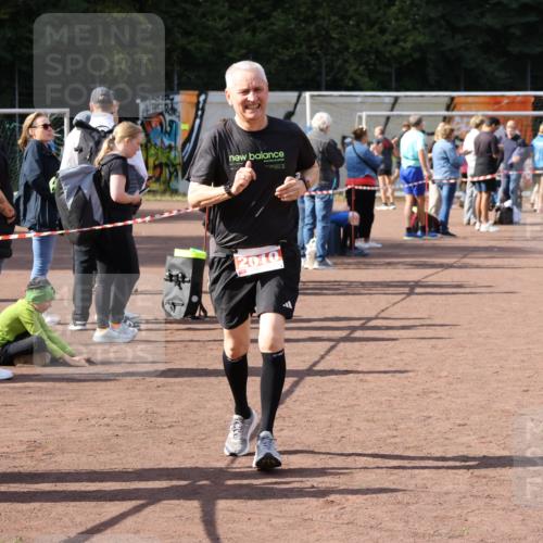 27.09.2026 - 35. Volkslauf durch das schöne Alstertal Strokosch-Dieckow http://msf.ph/oto/10575408 27.09.2026 12:35:29 Ziel 2010 meine-sportfotos.de