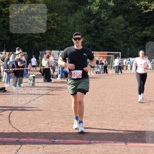 27.09.2026 - 35. Volkslauf durch das schöne Alstertal Strokosch-Dieckow http://msf.ph/oto/10575517 27.09.2026 12:36:00 Ziel 2482, 2495 meine-sportfotos.de