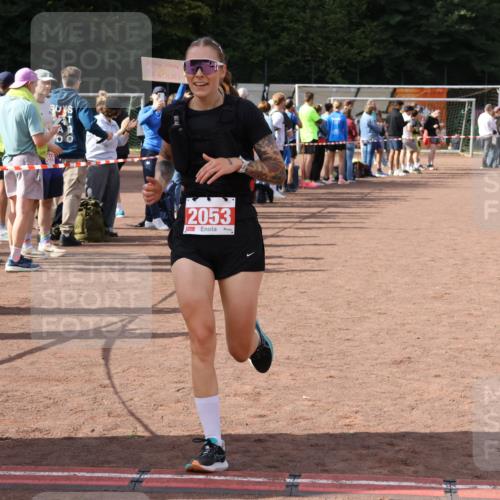 27.09.2026 - 35. Volkslauf durch das schöne Alstertal Strokosch-Dieckow http://msf.ph/oto/10575542 27.09.2026 12:29:45 Ziel 2000, 2053 meine-sportfotos.de