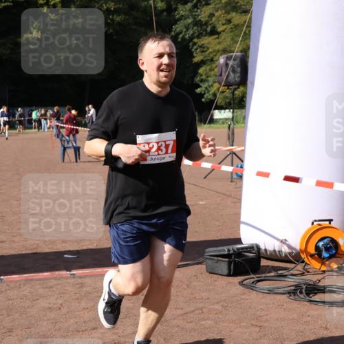 27.09.2026 - 35. Volkslauf durch das schöne Alstertal Strokosch-Dieckow http://msf.ph/oto/10575711 27.09.2026 12:36:51 Ziel 2237, 2968 meine-sportfotos.de