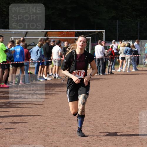 27.09.2026 - 35. Volkslauf durch das schöne Alstertal Strokosch-Dieckow http://msf.ph/oto/10575781 27.09.2026 12:30:02 Ziel 2210, 2211 meine-sportfotos.de