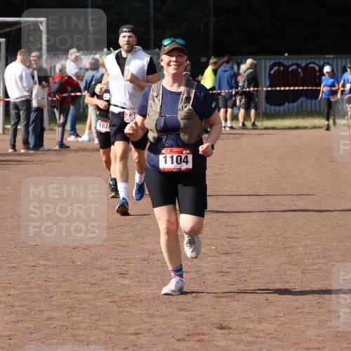 27.09.2026 - 35. Volkslauf durch das schöne Alstertal Strokosch-Dieckow http://msf.ph/oto/10575965 27.09.2026 12:30:19 Ziel 1074, 1104, 2398 meine-sportfotos.de