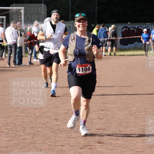 27.09.2026 - 35. Volkslauf durch das schöne Alstertal Strokosch-Dieckow http://msf.ph/oto/10576012 27.09.2026 12:30:19 Ziel 1074, 1104, 2398 meine-sportfotos.de