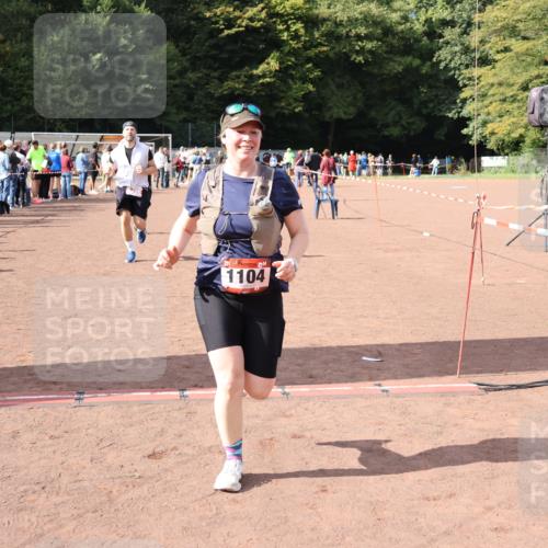 27.09.2026 - 35. Volkslauf durch das schöne Alstertal Strokosch-Dieckow http://msf.ph/oto/10576051 27.09.2026 12:30:23 Ziel 1074, 1104, 2398 meine-sportfotos.de