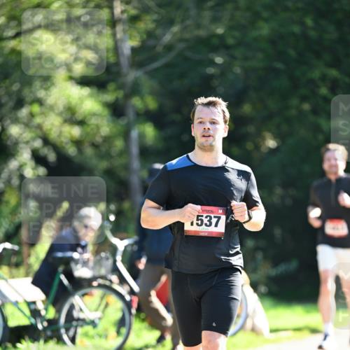 27.09.2026 - 35. Volkslauf durch das schöne Alstertal Dr. Thomas Lammeyer http://msf.ph/oto/10576149 27.09.2026 11:41:24 Laufen 537 meine-sportfotos.de
