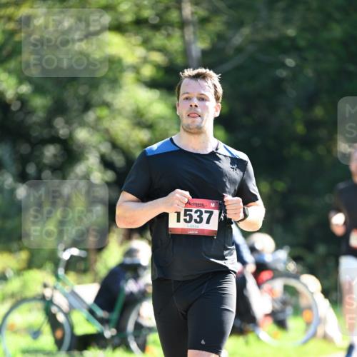 27.09.2026 - 35. Volkslauf durch das schöne Alstertal Dr. Thomas Lammeyer http://msf.ph/oto/10576156 27.09.2026 11:41:25 Laufen 1537 meine-sportfotos.de