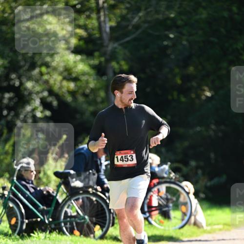 27.09.2026 - 35. Volkslauf durch das schöne Alstertal Dr. Thomas Lammeyer http://msf.ph/oto/10576159 27.09.2026 11:41:27 Laufen 1453 meine-sportfotos.de