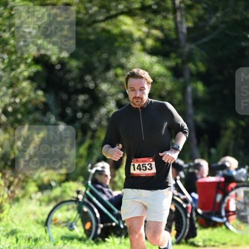 27.09.2026 - 35. Volkslauf durch das schöne Alstertal Dr. Thomas Lammeyer http://msf.ph/oto/10576166 27.09.2026 11:41:27 Laufen 1453 meine-sportfotos.de
