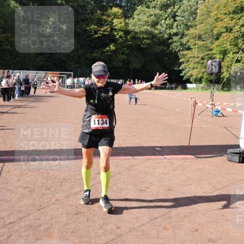 27.09.2026 - 35. Volkslauf durch das schöne Alstertal Strokosch-Dieckow http://msf.ph/oto/10576188 27.09.2026 12:38:05 Ziel 1134, 2341 meine-sportfotos.de