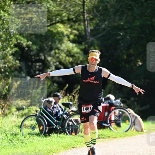 27.09.2026 - 35. Volkslauf durch das schöne Alstertal Dr. Thomas Lammeyer http://msf.ph/oto/10576213 27.09.2026 11:41:55 Laufen 1461, 1 meine-sportfotos.de