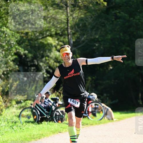 27.09.2026 - 35. Volkslauf durch das schöne Alstertal Dr. Thomas Lammeyer http://msf.ph/oto/10576224 27.09.2026 11:41:56 Laufen 1461 meine-sportfotos.de