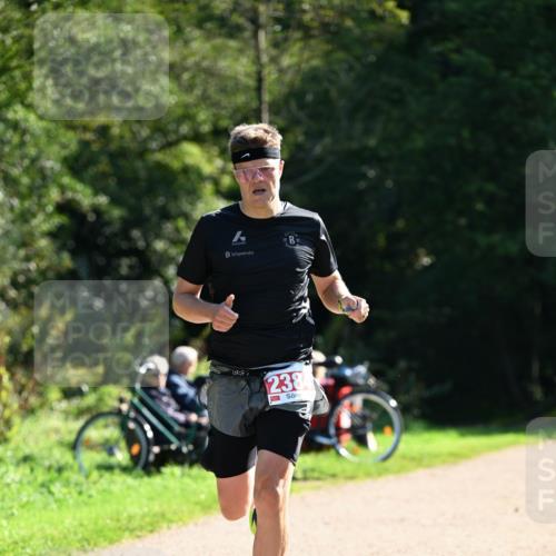 27.09.2026 - 35. Volkslauf durch das schöne Alstertal Dr. Thomas Lammeyer http://msf.ph/oto/10576246 27.09.2026 11:42:26 Laufen 2384 meine-sportfotos.de