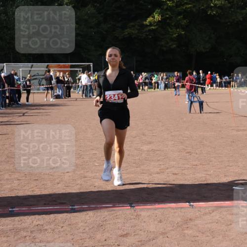 27.09.2026 - 35. Volkslauf durch das schöne Alstertal Strokosch-Dieckow http://msf.ph/oto/10576273 27.09.2026 12:38:10 Ziel 2341 meine-sportfotos.de