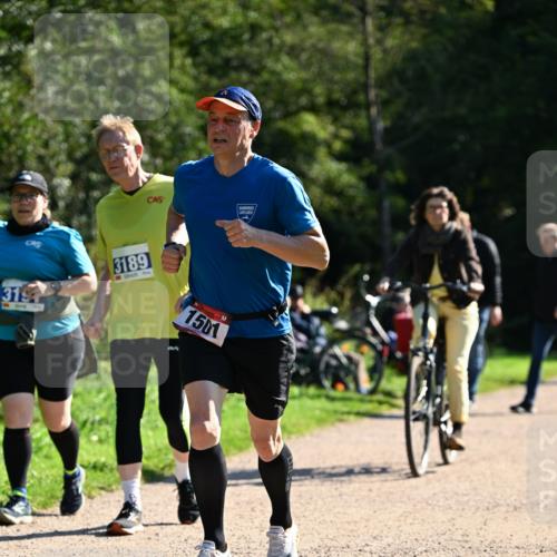 27.09.2026 - 35. Volkslauf durch das schöne Alstertal Dr. Thomas Lammeyer http://msf.ph/oto/10576358 27.09.2026 11:43:43 Laufen 319, 3189, 1501 meine-sportfotos.de