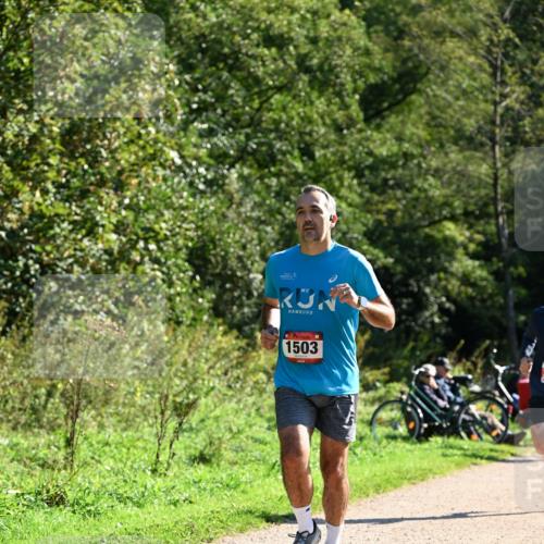 27.09.2026 - 35. Volkslauf durch das schöne Alstertal Dr. Thomas Lammeyer http://msf.ph/oto/10576535 27.09.2026 11:44:50 Laufen 1503 meine-sportfotos.de
