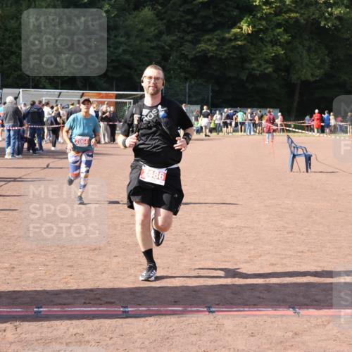 27.09.2026 - 35. Volkslauf durch das schöne Alstertal Strokosch-Dieckow http://msf.ph/oto/10576609 27.09.2026 12:39:19 Ziel 2064, 2105, 2486 meine-sportfotos.de