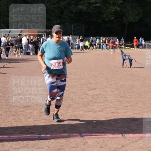27.09.2026 - 35. Volkslauf durch das schöne Alstertal Strokosch-Dieckow http://msf.ph/oto/10576638 27.09.2026 12:39:21 Ziel 2064, 2105, 2486 meine-sportfotos.de