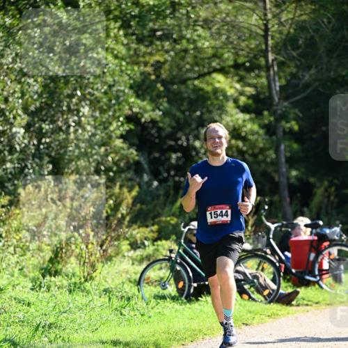 27.09.2026 - 35. Volkslauf durch das schöne Alstertal Dr. Thomas Lammeyer http://msf.ph/oto/10576688 27.09.2026 11:45:52 Laufen 1544 meine-sportfotos.de
