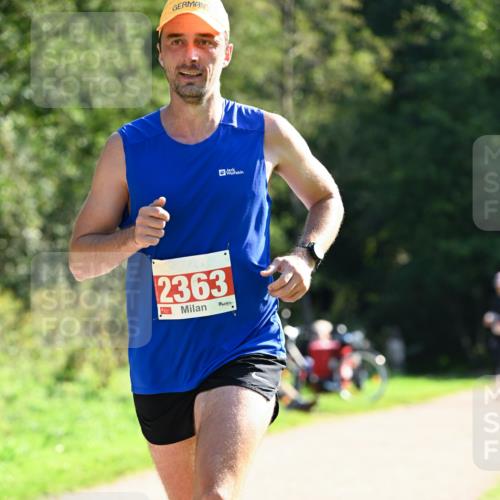 27.09.2026 - 35. Volkslauf durch das schöne Alstertal Dr. Thomas Lammeyer http://msf.ph/oto/10576707 27.09.2026 11:45:55 Laufen 2363 meine-sportfotos.de