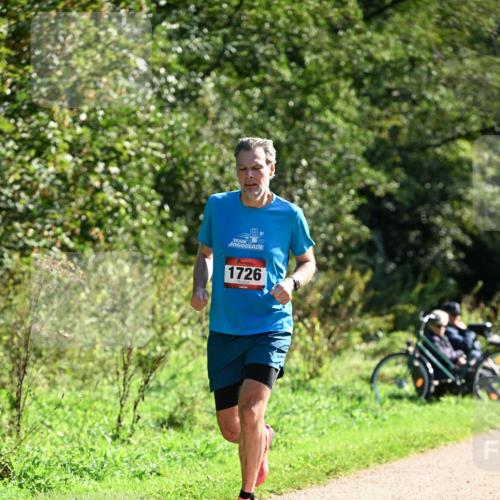 27.09.2026 - 35. Volkslauf durch das schöne Alstertal Dr. Thomas Lammeyer http://msf.ph/oto/10576719 27.09.2026 11:46:03 Laufen 1726 meine-sportfotos.de