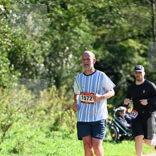 27.09.2026 - 35. Volkslauf durch das schöne Alstertal Dr. Thomas Lammeyer http://msf.ph/oto/10576945 27.09.2026 11:48:23 Laufen 1572, 552 meine-sportfotos.de