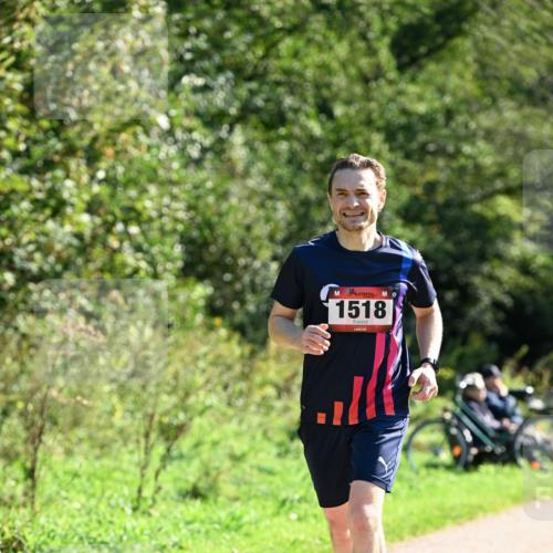 27.09.2026 - 35. Volkslauf durch das schöne Alstertal Dr. Thomas Lammeyer http://msf.ph/oto/10576973 27.09.2026 11:48:46 Laufen 1518 meine-sportfotos.de
