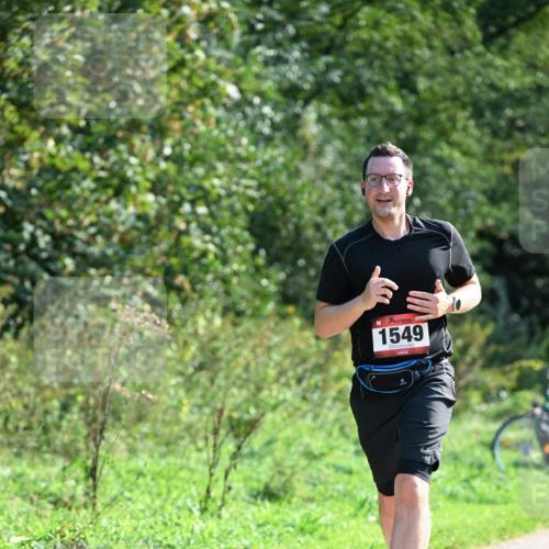 27.09.2026 - 35. Volkslauf durch das schöne Alstertal Dr. Thomas Lammeyer http://msf.ph/oto/10577146 27.09.2026 11:50:21 Laufen 1549 meine-sportfotos.de