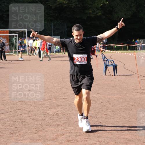 27.09.2026 - 35. Volkslauf durch das schöne Alstertal Strokosch-Dieckow http://msf.ph/oto/10577162 27.09.2026 12:40:20 Ziel 2300 meine-sportfotos.de